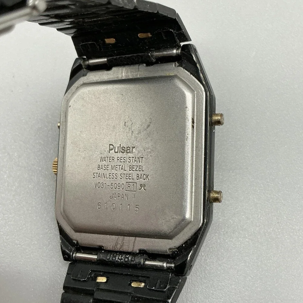 Vintage Pulsar V031-5000 Mens Watch 31mm Black Gold Tone Ana Digi New Battery 6